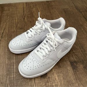 Nike Court Vision Low